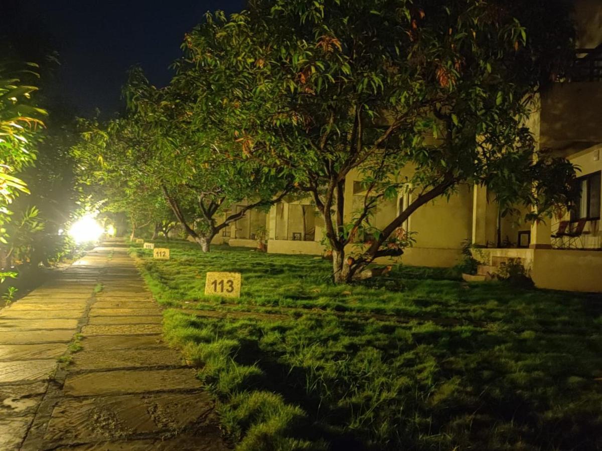 Gir Birding Lodge غابة غير المظهر الخارجي الصورة